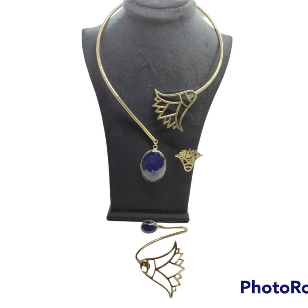 Elegant Gold and Blue Jewelry Set